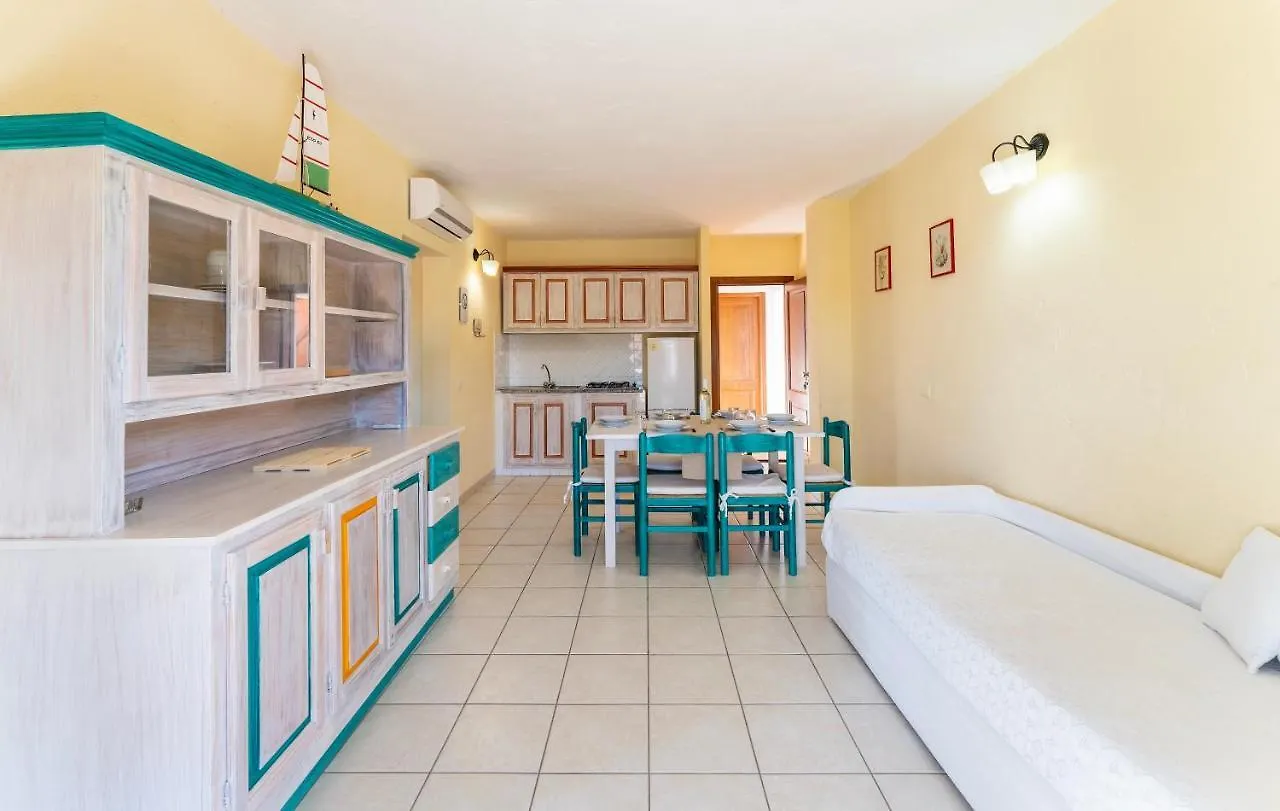 Residence A Golfo Di Marinella A 450 Mt Dal Mare Aparthotel