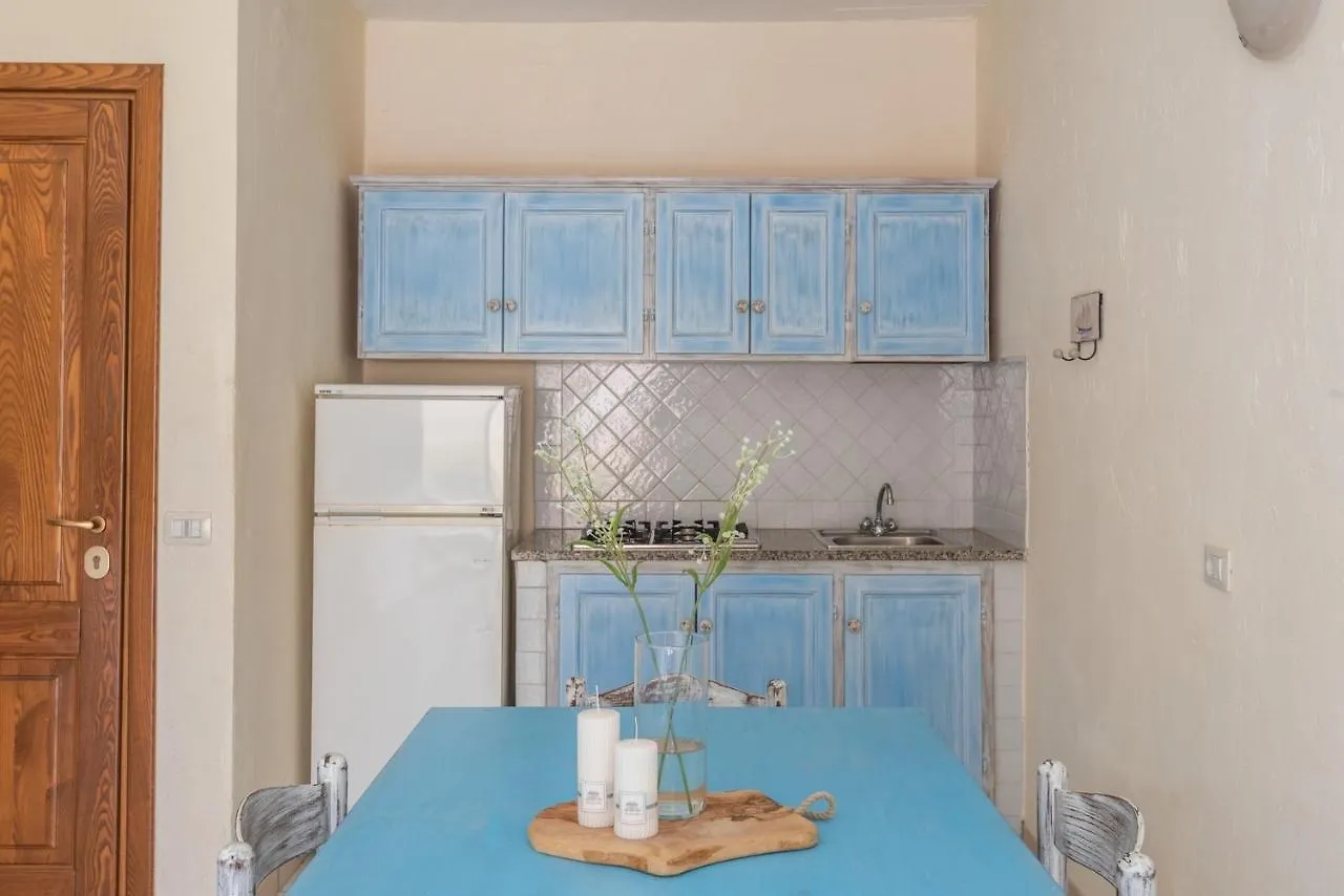 Residence A Golfo Di Marinella A 450 Mt Dal Mare Aparthotel